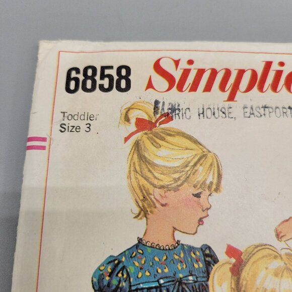 Simplicity 1966 Toddler's Top and Pants Pattern 6858 Size 3 UNCUT - Picture 2 of 3